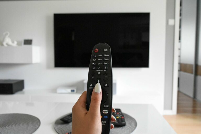 tv-set-g9dcc48887_1280