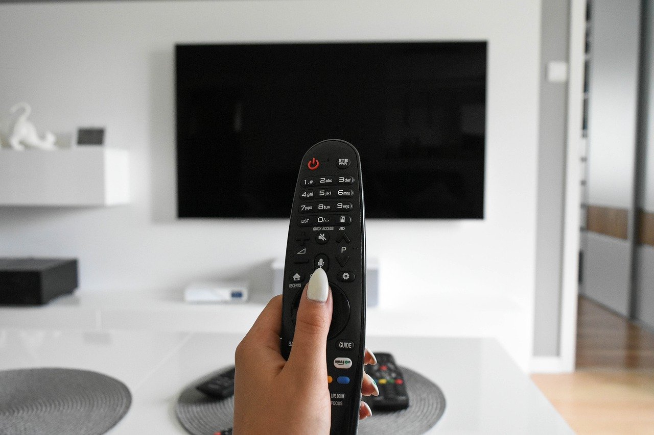tv-set-g9dcc48887_1280